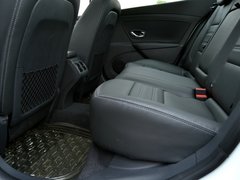 风朗 2015款 2.0L CVT 时尚版
