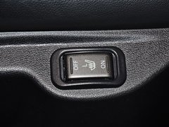 风朗 2015款 2.0L CVT 时尚版