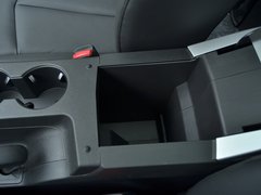 东风风神AX7 2015款 2.0L 手动 智逸型 5座