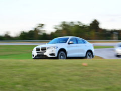 宝马X6 2015款  xDrive50i