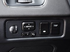 吉利GX7 2015款 运动版 2.0L 自动 尊贵型 5座