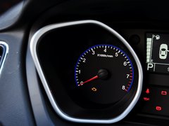 吉利GX7 2015款 运动版 2.0L 自动 尊享型 5座