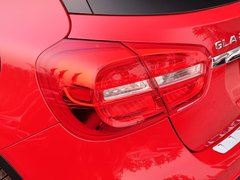 奔驰GLA(进口) 2015款 260 4MATIC 5座