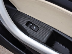 悦翔V7 2015款 1.6L 手动 乐享型