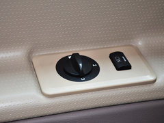 蒙派克E 2014款 2.0L 手动 财富快车经典版简配4Gi-VVT