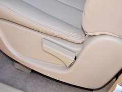 宝骏730 2014款 1.5L 手动 豪华导航ESP版 7座