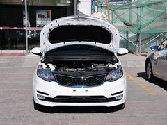 起亚K2 2015款 三厢 1.4L MT GLS