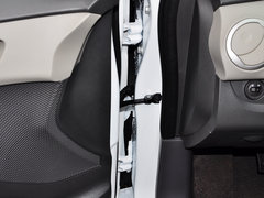 赛欧 2015款 赛欧3 1.3L 手动 理想天窗版