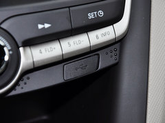 赛欧 2015款 赛欧3 1.3L 手动 理想天窗版