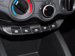 赛欧 2015款 赛欧3 1.3L 手动 理想天窗版