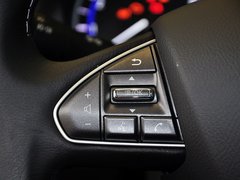 英菲尼迪Q50L 2015款 2.0T 悦享版