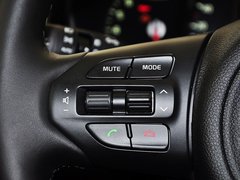 索兰托 2015款 索兰托L 2.4L GDI 汽油4WD精英版 5座 国V