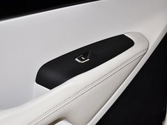 索兰托 2015款 索兰托L 2.4L GDI 汽油4WD精英版 5座 国V