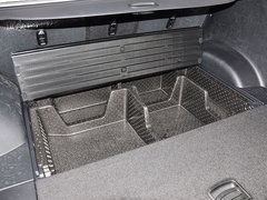 索兰托 2015款 索兰托L 2.4L GDI 汽油4WD精英版 5座 国V