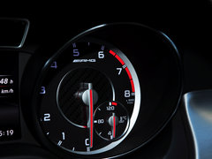 奔驰GLA级AMG 2015款 GLA 45 AMG 4MATIC 5座