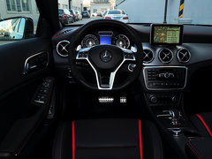 奔驰GLA级AMG 2015款 GLA 45 AMG 4MATIC 5座