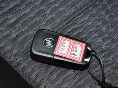 君威 2015款 1.6T 自动 领先技术型