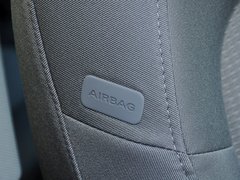 奥迪Q5 2015款 40 TFSI 进取型 5座