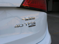 奥迪Q5 2015款 40 TFSI 舒适型 5座