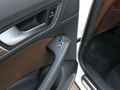 奥迪Q5 2015款 40 TFSI 舒适型 5座