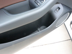 奥迪Q5 2015款 40 TFSI 舒适型 5座