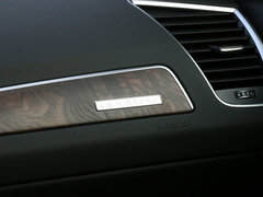 奥迪Q5 2015款 40 TFSI 舒适型 5座