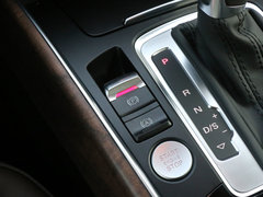 奥迪Q5 2015款 40 TFSI 舒适型 5座