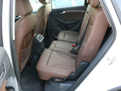 奥迪Q5 2015款 40 TFSI 舒适型 5座