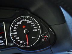 奥迪Q5 2015款 40 TFSI 舒适型 5座