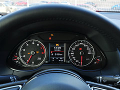 奥迪Q5 2015款 40 TFSI 舒适型 5座