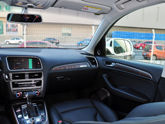 奥迪Q5 2015款 40 TFSI 舒适型 5座