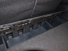 RAV4荣放 2015款 2.0L CVT 四驱风尚版 5座