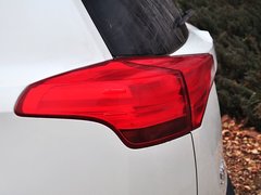 RAV4荣放 2015款 2.0L CVT 四驱新锐版 5座