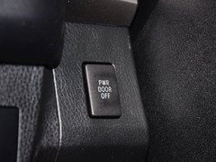 RAV4荣放 2015款 2.5L 自动 四驱尊贵版 5座