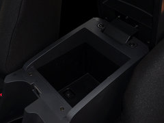 D-MAX 2015款 2.5T 手动 两驱豪华型4JK1