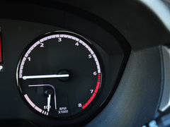 观致3 2015款 都市SUV 1.6T 自动 型动派