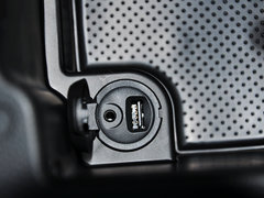 观致3 2015款 都市SUV 1.6T 自动 型动派