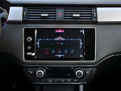 观致3 2015款 都市SUV 1.6T 自动 型动派
