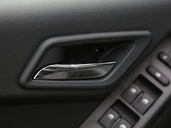 猎豹Q6 2015款 2.0T 手动 两驱版 7座