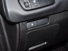 索兰托 2015款 索兰托 2.4L GDI 汽油4WD精英版 7座 国V