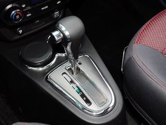 英伦 C5 2015款 1.5L 手动 三厢精英型