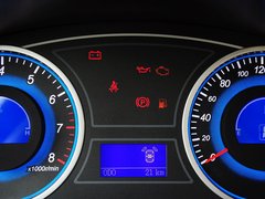 吉利EC8 2015款 2.0L 自动 尊贵型