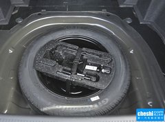 吉利EC8 2015款 2.0L 自动 尊贵型