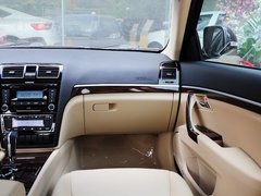 吉利EC8 2015款 2.0L 自动 精英型