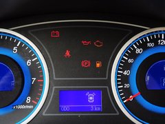 吉利EC8 2015款 2.0L 自动 精英型