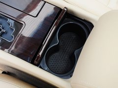 吉利EC8 2015款 2.0L 自动 精英型