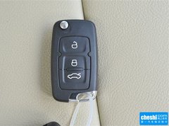 吉利EC8 2015款 2.0L 手动 精英型