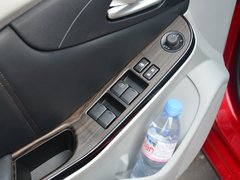 纳5 2015款 1.8T 自动 旗舰型