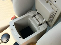 萨瓦纳 2015款 2.8T 四驱柴油豪华版 5座