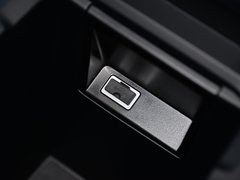 沃尔沃V40 2016款 2.0T T4 智雅版